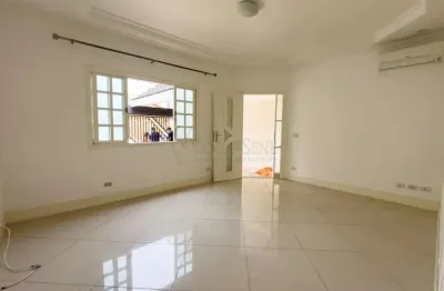 Casa para Locação no bairro Bosque dos Eucaliptos em São José dos Campos, SP.