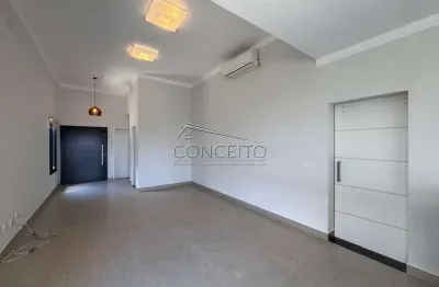 Casa térrea à venda no condomínio reserva do engenho com área construída de 180 m² | 3 suítes, piscina e 4 vagas de garagem.