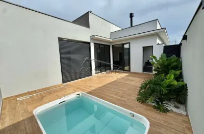 Casa térrea à venda no condomínio quinta do engenho em rio das pedras com 150 m² | 3 suítes e 2 vagas cobertas.