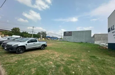 Terreno à venda na vila industrial com 716 m² de área total.
