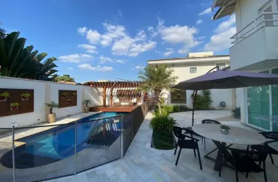 Sobrado de alto padrão à venda no condomínio terras de piracicaba com 335 m² | 4 suítes com armários e 6 vagas de garagem.