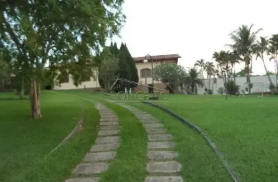 Chácara à venda no condomínio colinas do piracicaba com 452 m² | 3 casas, piscina, espaço gourmet e amplo quintal.