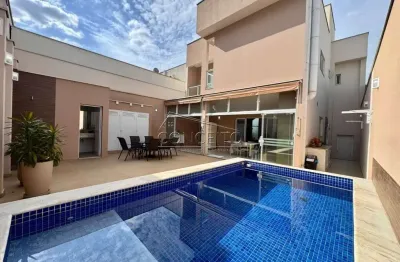 Sobrado à venda no condomínio ondas do piracicaba com 227,66 m² | 3 dormitórios, sendo 1 suíte e 4 vagas de garagem, sendo 2 cobertas.