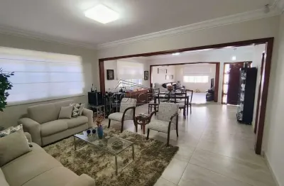 Casa térrea à venda no bairro nova piracicaba com área construída de 237,20 m² | 3 dormitórios, sendo 1 suíte com closet e 4 vagas de garagem.
