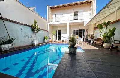 Sobrado à venda no bairro parque conceição com área construída de 100 m² | 3 dormitórios, sendo 1 suíte com closet , piscina, área gourmet, 3 vagas