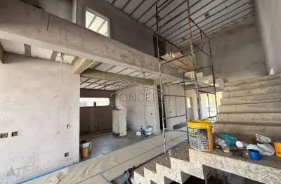 Sobrado em construção à venda no condomínio morada do engenho com área construída de 576 m² | 3 suítes e 6 vagas de garagem.