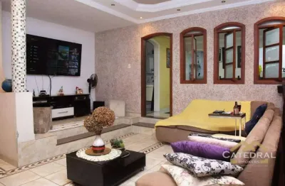 Casa com 2 dormitórios à venda, 350 m² por R$ 850.000,00 - Cidade Nova - Jundiaí/SP