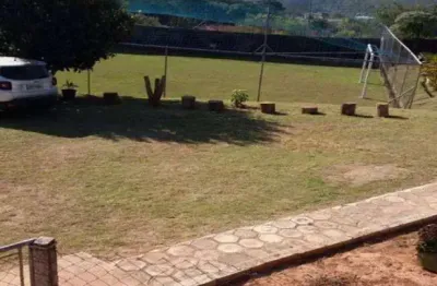 Chácara com 3 dormitórios à venda, 2500 m² por R$ 650.000,00 - Outeiro das Paineiras (Botujuru) - Campo Limpo Paulista/SP