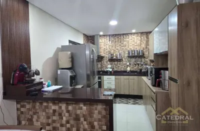 Casa com 2 quartos à venda na Rua Rúbens Pires, 9, Jardim Pacaembu, Jundiaí