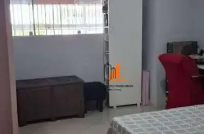 Casa à venda na Rua Cachoeira Escura, 53, Jardim Triana, São Paulo