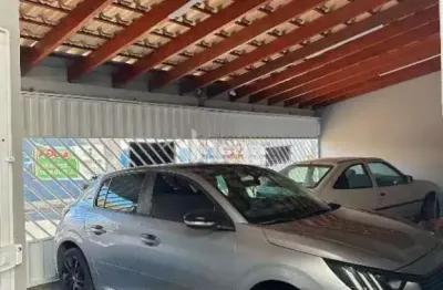 Casa de colônia disponível para venda no bairro custódio pereira em uberlândia-mg