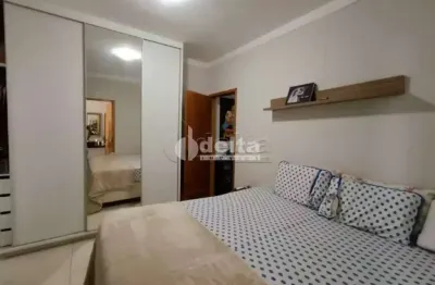 Casa disponível para venda no bairro laranjeiras em uberlândia-mg