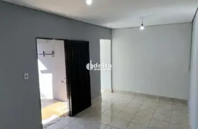 Casa residencial disponível para venda no bairro luizote de freitas em uberlândia-mg
