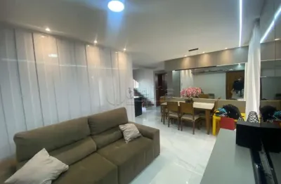 Cobertura disponível para locação e venda no bairro santa mônica em uberlândia-mg