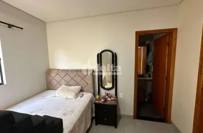 Casa residencial disponível para venda no bairro dona zulmira em uberlândia - mg