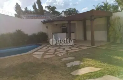 Casa residencial disponível para venda no bairro jardim karaíba em uberlândia-mg