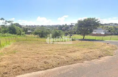 Terreno de esquina disponível para venda 415 m² no bairro jardim karaíba em uberlândia-mg