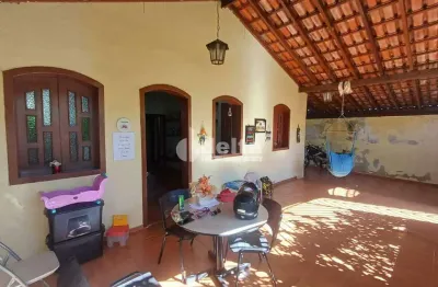 Casa residencial e comercial disponível para venda no bairro tabajaras em uberlândia-mg