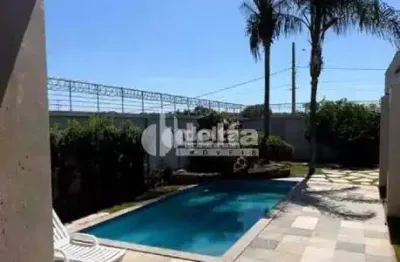 Casa residencial disponível para locação e venda no bairro jardim karaíba em uberlândia-mg