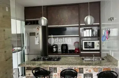 Casa residencial disponível para venda no bairro jardim veneza em uberlândia-mg