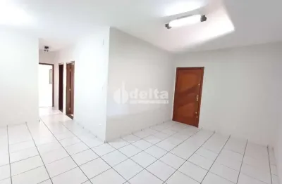 Casa residencial disponível para venda no bairro santa mônica em uberlândia-mg