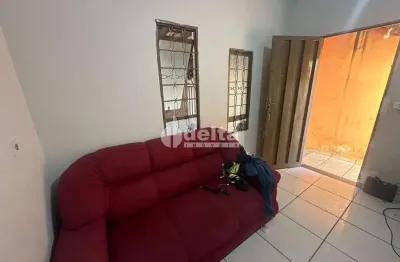 Terreno disponível para venda 300 m² no bairro pampulha em uberlândia-mg
