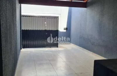 Casa residencial disponível para venda no bairro nova uberlândia em uberlândia-mg