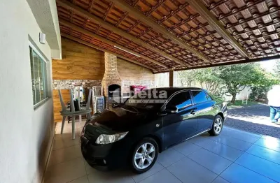 Casa residencial disponível para venda no bairro carajás em uberlândia-mg