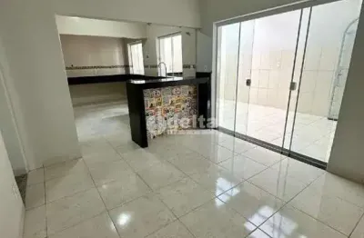 Apartamento disponível para locação e venda no bairro brasil em uberlândia-mg