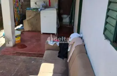 Casa residencial disponível para venda no bairro jaraguá em uberlândia-mg
