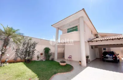 Casa  residencial disponível para venda no bairro tibery em uberlândia-mg