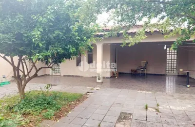 Casa residencial disponível para venda no bairro tibery em uberlândia-mg