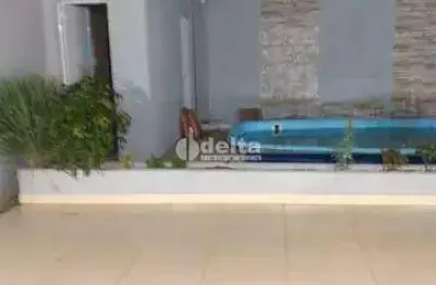 Casa residencial disponível para venda no bairro pampulha em uberlândia-mg
