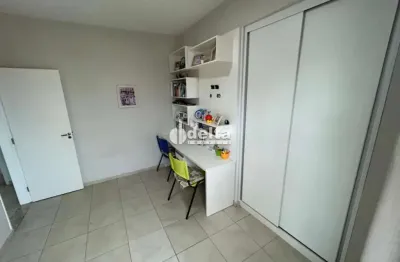 Apartamento disponível para venda no bairro jardim das palmeiras em uberlândia-mg