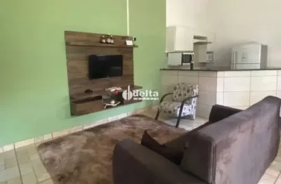 Casa residencial com 2 quartos disponível no bairro canaã em uberlândia - mg.