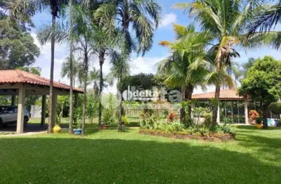Casa no condomínio morada do sol disponível para venda em uberlândia-mg