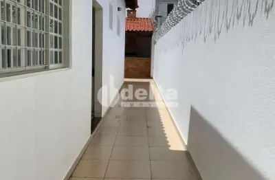 Casa residencial disponível para venda no bairro vigilato pereira em uberlândia-mg