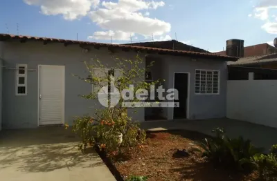 Casa residencial disponível para venda no bairro marta helena  em uberlândia-mg