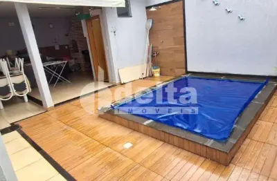Casa residencial disponível para venda no bairro alto umuarama em uberlândia-mg