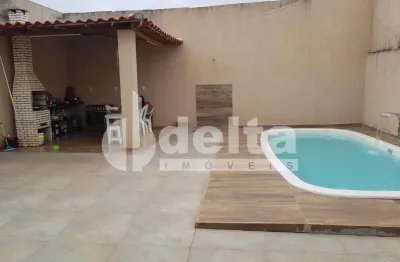 Casa residencial disponível para venda no bairro jardim holanda em uberlândia - mg.
