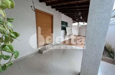 Casa residencial disponível para venda no bairro copacabana em uberlândia-mg