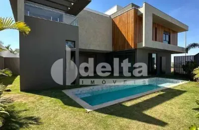 Casa no condomínio jardim versailles disponível para venda em uberlândia-mg