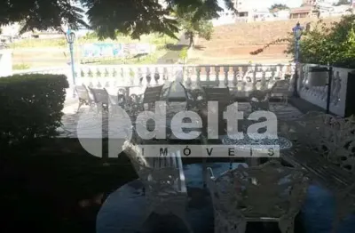 Apartamento disponível para venda no bairro saraiva em uberlândia-mg