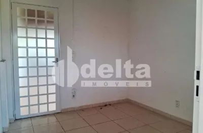 Casa comercial disponível para venda no bairro fundinho em uberlândia-mg