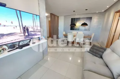 Apartamento com 3 quartos à venda no Santa Mônica, Uberlândia 
