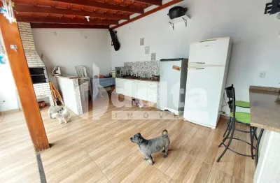 Casa residencial disponível para venda no bairro jardim brasília em uberlândia-mg