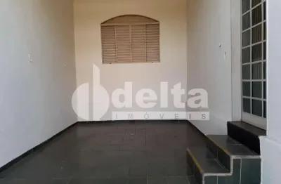 Casa residencial disponível para venda no bairro brasil em uberlândia-mg
