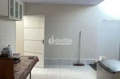 Casa residencial disponível para venda no bairro laranjeiras em uberlândia-mg