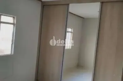 Casa residencial e comercial disponível para venda no bairro nossa senhora aparecida em uberlândia-mg