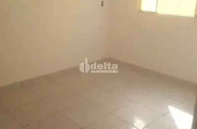 Casa residencial disponível para venda no bairro granada em uberlândia-mg